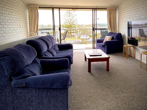 Penguin Mews Merimbula - Northern Rivers Accommodation 2