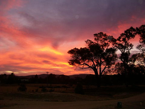 Penny's Place In The Pyrenees - Northern Rivers Accommodation 2