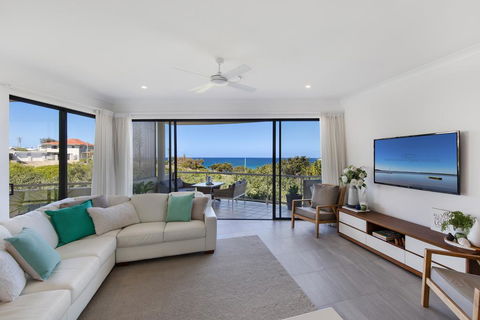 Penthouse Luxe, Sunrise Beach - Northern Rivers Accommodation 1
