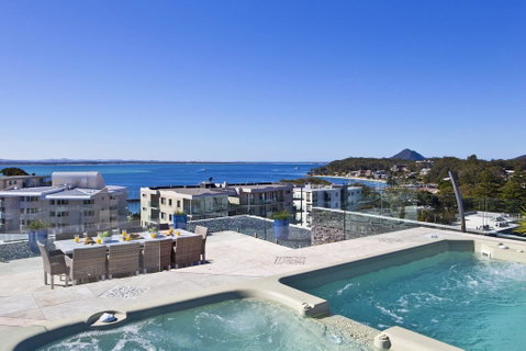 Penthouse Palace - Luxurious Harbourview Location - Northern Rivers Accommodation 0