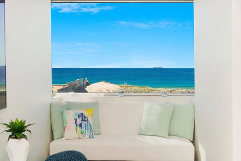 Perfect Beach Front Duplex - The Entrance North - Northern Rivers Accommodation 0
