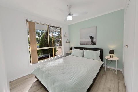Perfect Getaway - Hervey Bay - Northern Rivers Accommodation 0
