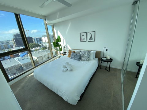 Perfect Short Term Stay In Brissy Cozy & Relax - Northern Rivers Accommodation 3
