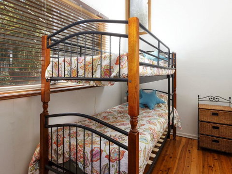 Pet Friendly - Bennetts Beach Cottage - Northern Rivers Accommodation 3