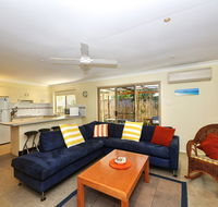 Pet Friendly Beach Home - Northern Rivers Accommodation