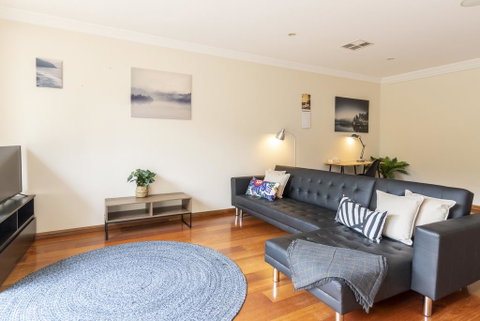 Pet Friendly Home Away From Home - Willoughby - Northern Rivers Accommodation 3