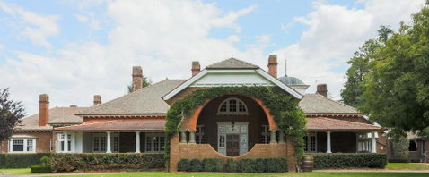 Petersons Armidale Winery And Guesthouse - Northern Rivers Accommodation 0