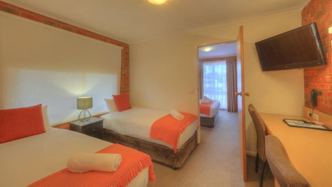 Pevensey Motor Lodge - Northern Rivers Accommodation 1