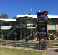 Pine Lodge - Northern Rivers Accommodation