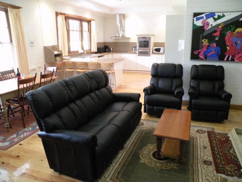 Pinkerton Hill Naracoorte - Northern Rivers Accommodation 3