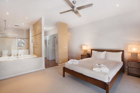 Play A Round - Northern Rivers Accommodation 3