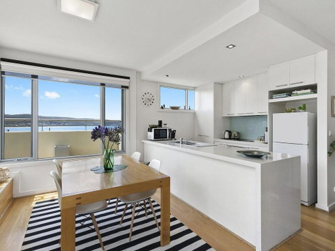 POINT GREY APARTMENT ONE - VIEWPOINT - Northern Rivers Accommodation 1