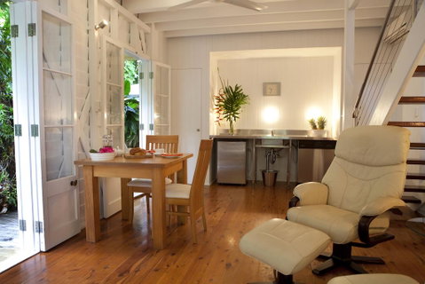 Port Douglas Cottage & Lodge - Northern Rivers Accommodation 3