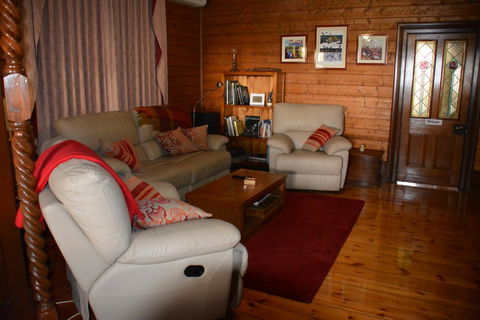 Portarlington Vicarage - Northern Rivers Accommodation 2