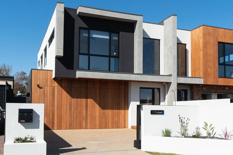 Portrush Luxury B&B - Northern Rivers Accommodation 1