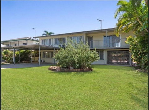 Private Abode And Handy Location With A Pool - Northern Rivers Accommodation 0