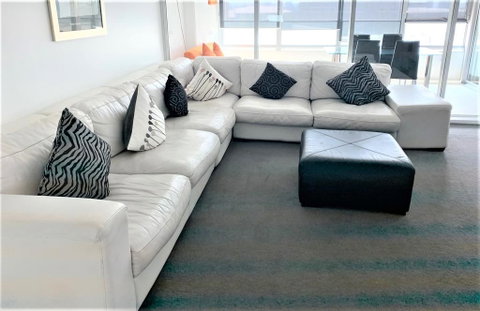 Private Apartments At Q1 - Northern Rivers Accommodation 0