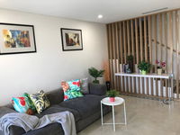 Private Room in Modern Comfortable Home Stay
