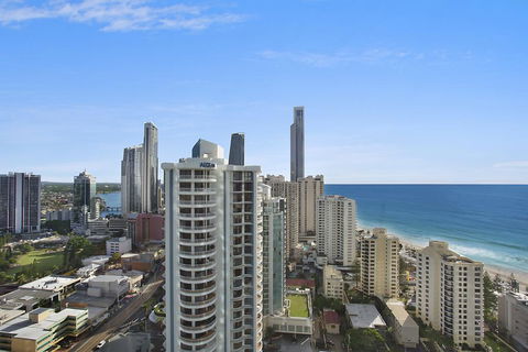 Q1 Resort Apartment, - Northern Rivers Accommodation 1