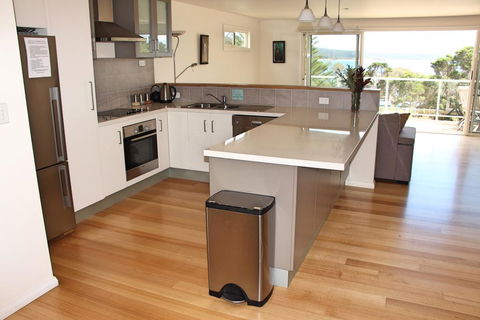Quarterdeck Apartment - Northern Rivers Accommodation 3