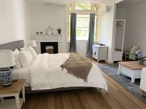 REED HOUSE At Maleny-The White Pavilion - Northern Rivers Accommodation 2