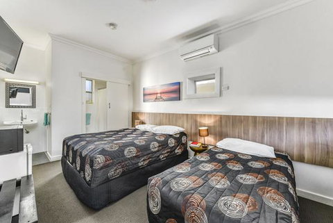 Rest Motels - Northern Rivers Accommodation 2