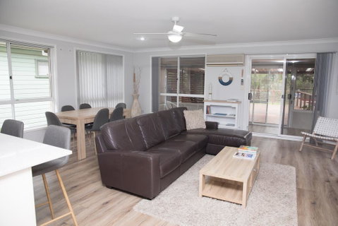 Riverside Haven - Boating, Fishing, Beach, Cafes In Walking Range - Northern Rivers Accommodation 2