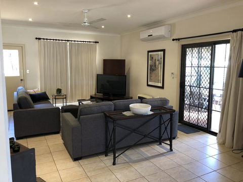 Riverwalk Retreat - Northern Rivers Accommodation 2