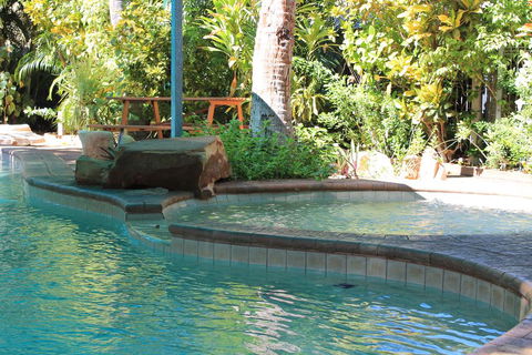 Roey Backpackers And Party Bar - Northern Rivers Accommodation 0