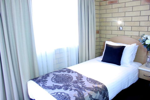 Roma Mid Town Motor Inn - Northern Rivers Accommodation 0