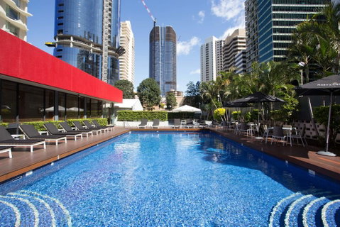 Royal On The Park - Northern Rivers Accommodation 0
