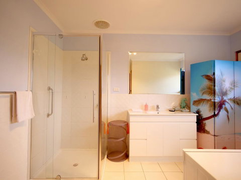 Salty Air Apartments Kingscote Kangaroo Island - Northern Rivers Accommodation 1