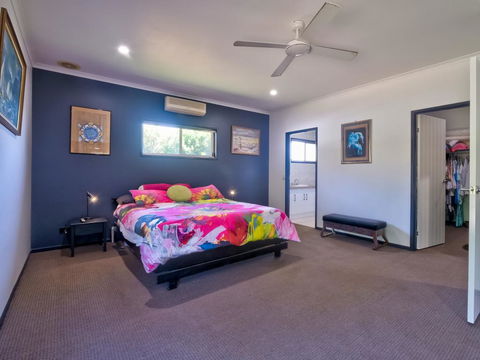 Sandy Feet Retreat Hervey Bay - Northern Rivers Accommodation 2