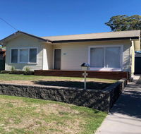 Sandy Shoal' 46 Rigney Street - Shoal Bay Beach Cottage with aircon - Northern Rivers Accommodation