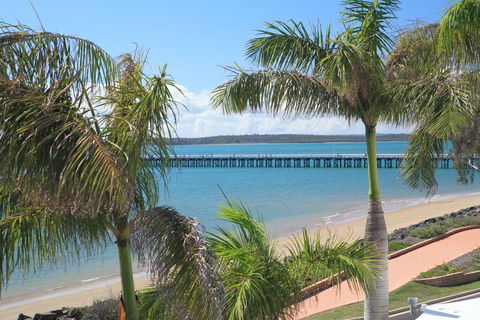 Santalina On Hervey Bay - Northern Rivers Accommodation 2