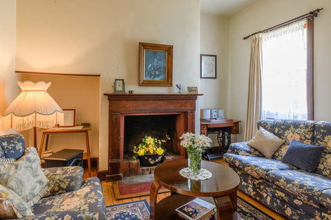 Sargeants & Armoury Cottages 1823 - Northern Rivers Accommodation 0