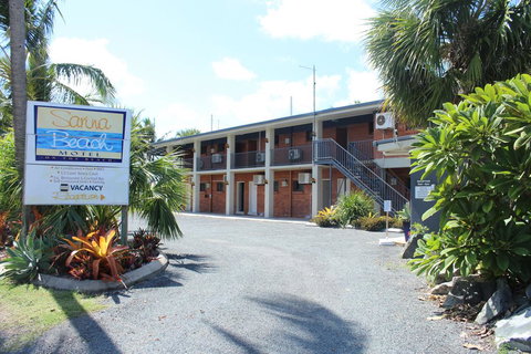Sarina Beach Motel - Northern Rivers Accommodation 2