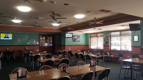 Sarina Hotel - Northern Rivers Accommodation 3
