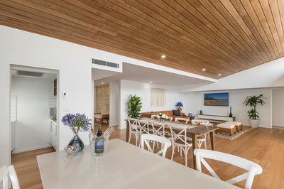 Sea la Vie #2 Luxury Apartment in Coffs Harbour Jetty with pool, views and walking distance to the beach!