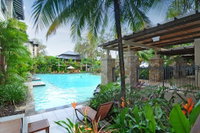 Sea Temple 220 Queen Spa Studio Beachfront Resort