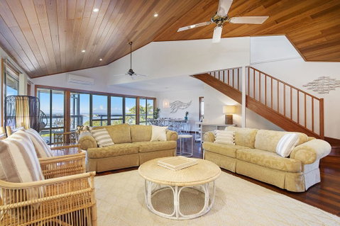 Seascape @ 19 Pindari - Privacy, Space, Views - Northern Rivers Accommodation 3