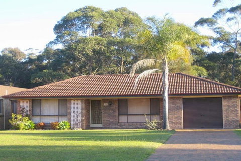 SEASCAPE In NARRAWALLEE - Northern Rivers Accommodation 0