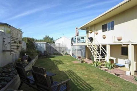Sensational Ocean Views Only 200m Goolwa Beach - Northern Rivers Accommodation 2