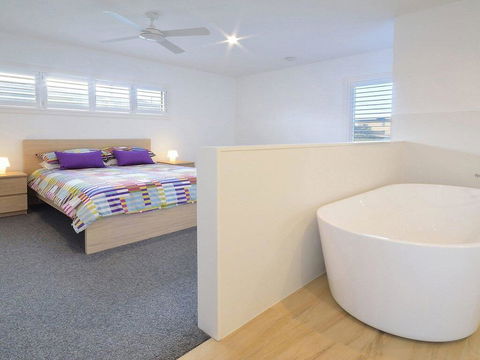 Seven Mile Heaven - Your Coastal Kingdom - Northern Rivers Accommodation 3