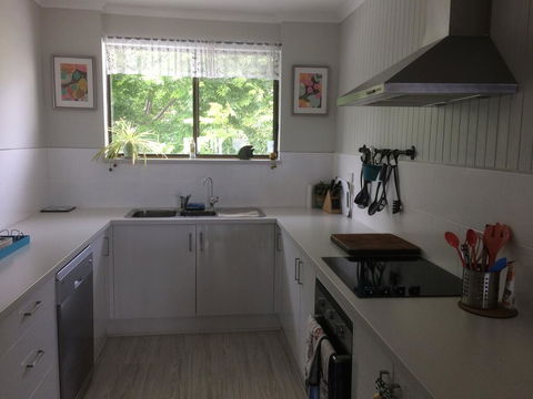 Shanti By The Sea - Northern Rivers Accommodation 1