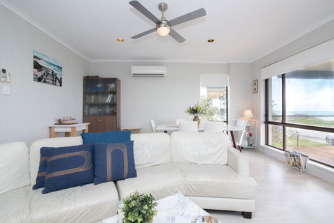 Shanti By The Sea - Northern Rivers Accommodation 3