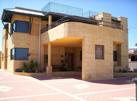 Shark Bay Views B & B - Northern Rivers Accommodation 0