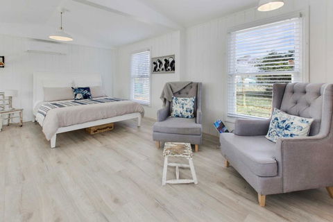 Shearers Cottage - Pet Friendly Holiday Accommodation - Northern Rivers Accommodation 0