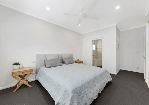 Shelly Beach Family Hideaway - Pool, Beach, Golf - Northern Rivers Accommodation 3