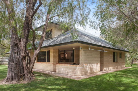 Siesta Park Holiday Resort - Northern Rivers Accommodation 0